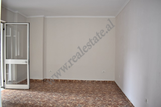 Office space for rent in Faik Konica street in Tirana.
It is positioned on the ground floor of a ne